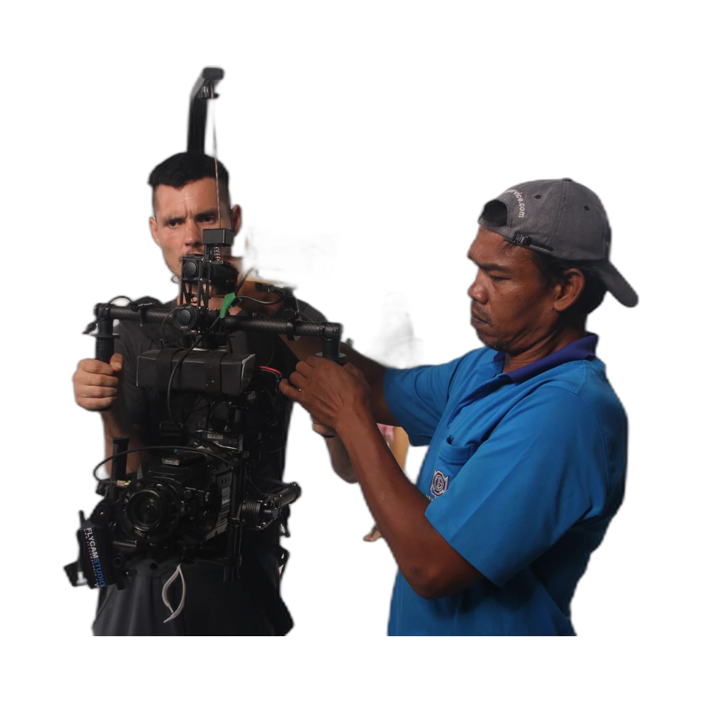 1St AC / Focus Puller 2